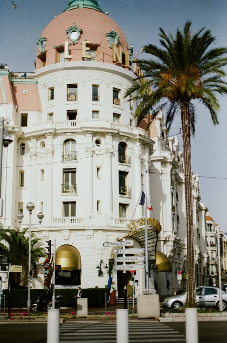 hotel le Négresco à Nice sur la promenade des anglais